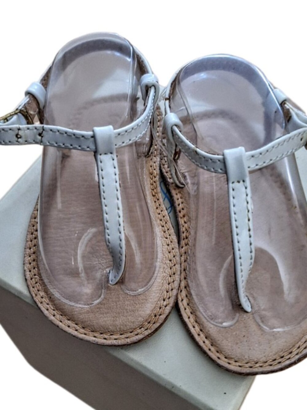 Ralph Lauren White Patent Leather T-Strap Sandals 3-6 Months Size 2 NIB READ